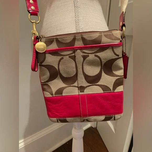 💕COACH ZIPPERED TOP CROSSBODY HANDBAG💕EXCELLENT CONDITION! - Picture 2 of 11